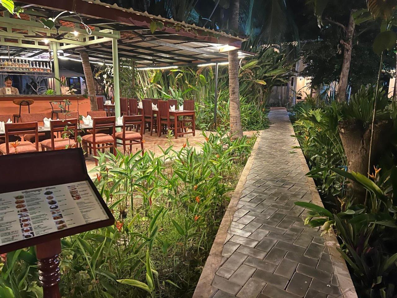Natural Relax Villa เสียมราฐ ภายนอก รูปภาพ